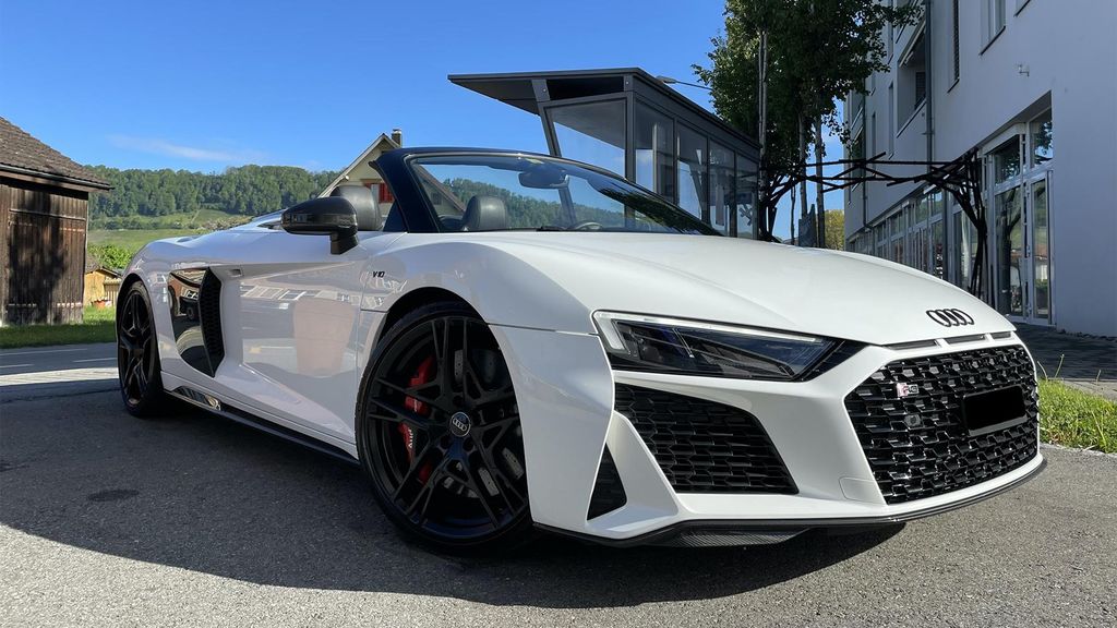 Jochen Schweizer Audi R8 Spyder V10 mieten Au (12 Std.); Erlebnis verschenken oder selbst erleben; 1 Fahrer + 1 Beifahrer