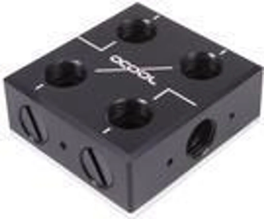 Alphacool ES Distro Plate C2 : Optimisez le tubage de votre serveur