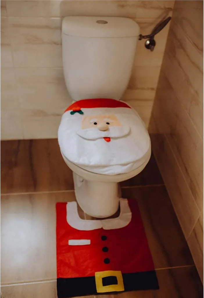 Décorer sa Salle de Bain pour Noël avec ce Set Père Noël de 3 Pièces