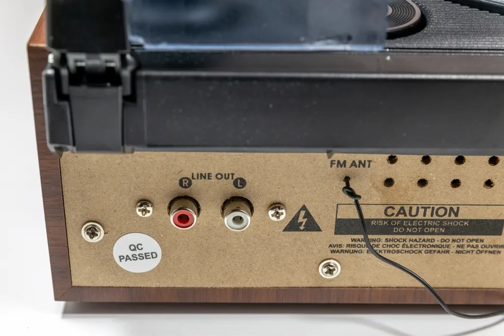 Soundmaster PL186 Table tournante vinyle avec radio FM intégrée