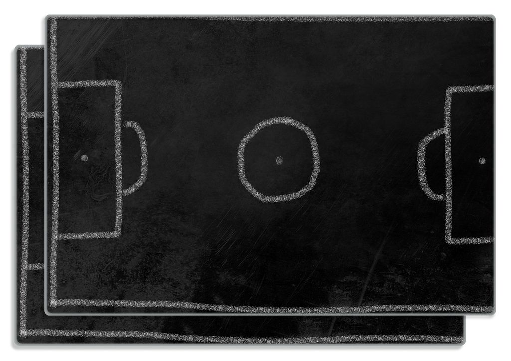 Wallario Frühstücksbrettchen 2er Set aus Glas, je 20 x 30 cm, mit rutschfesten Füßen, Motiv Fußballfeld aus Kreide