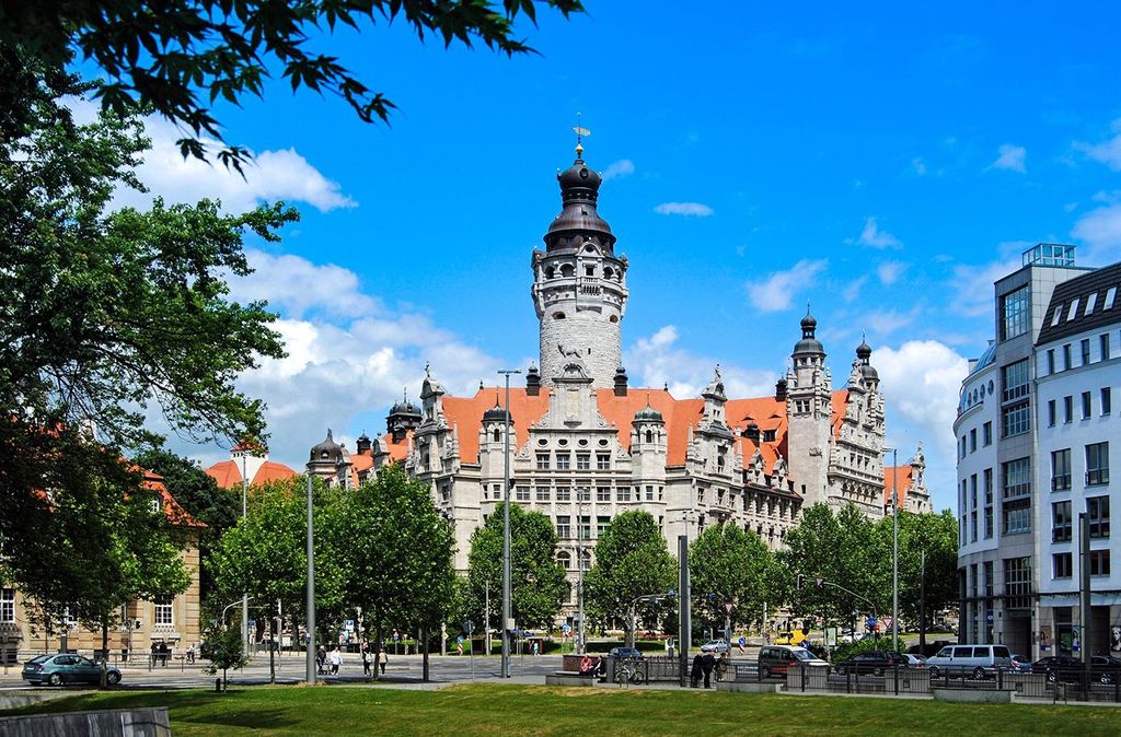 Jochen Schweizer Stadtführung in Leipzig; Erlebnis verschenken oder selbst erleben; Gutschein gültig für 1 Person Gruppengröße: 2- 25 Personen