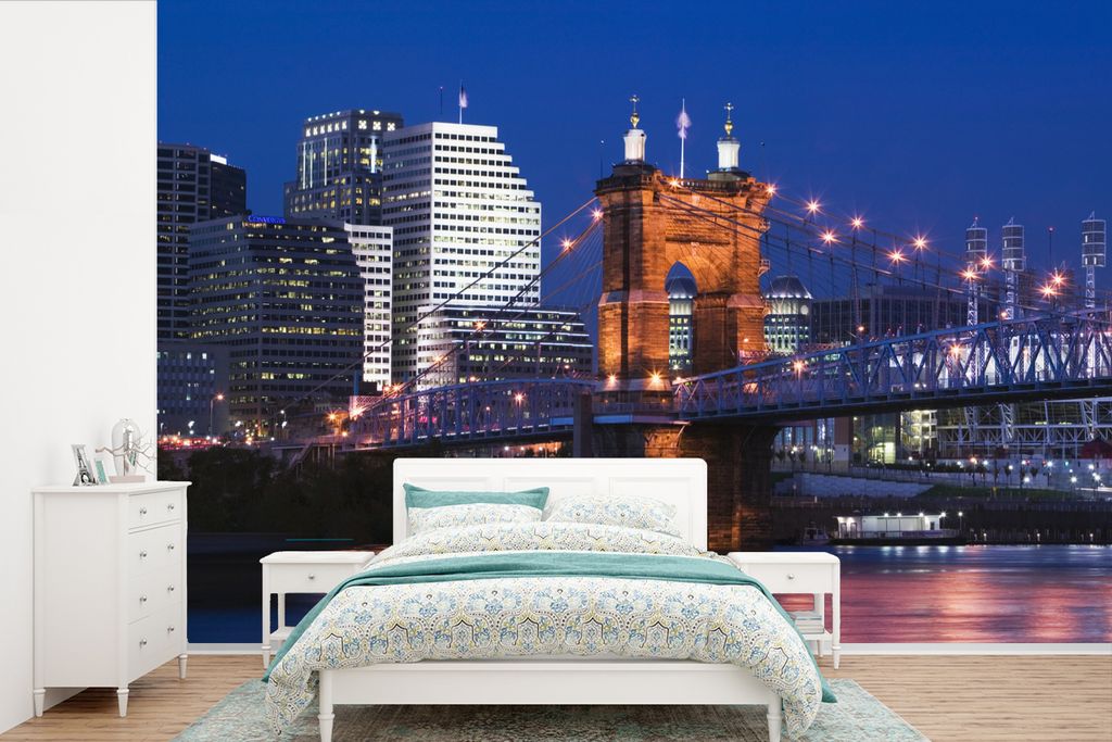MuchoWow Fototapete für Wohnzimmer oder Schlafzimmer Wandtapete Vinyl Motivtapete John A. Roebling-Hängebrücke bei Nacht - 420x280 cm - Zimmer...