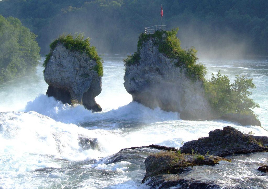 hansepuzzle 33271 - Rheinfall bei Schaffhausen Puzzle, 260 Teile, Natur, 41,0 x 28,0cm mit hochwertiger Aufbewahrung, Kartonbox & Beutel