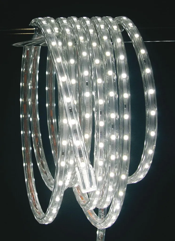 Éclairage LED 6m Fixe pour Cuisine et Salon - Blanc 28,8 W - Déco