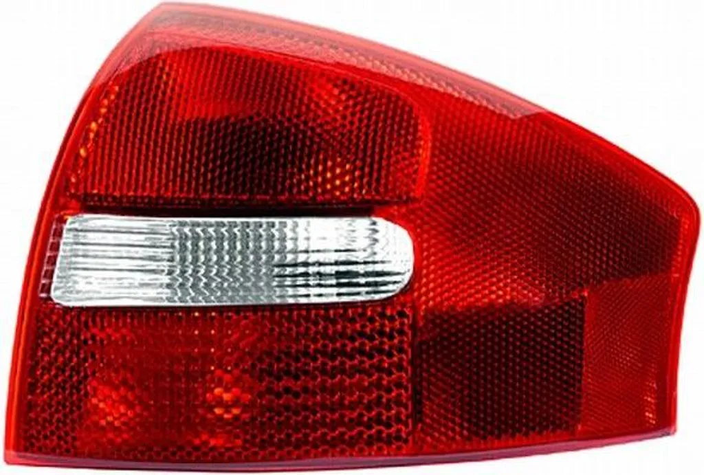 Feu arrière défectueux Audi A6 4B ? Remplacez par HELLA 2VP 008 468-061