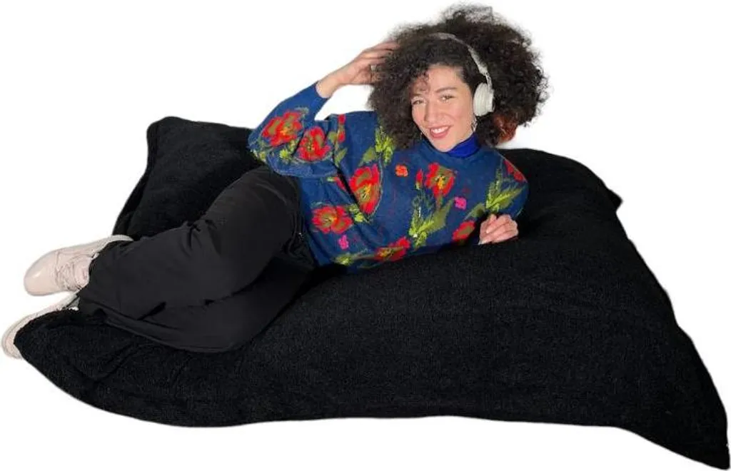Pouf Nero BANANAIR 180x140 cm - Design Arricciato per Arredo Moderno
