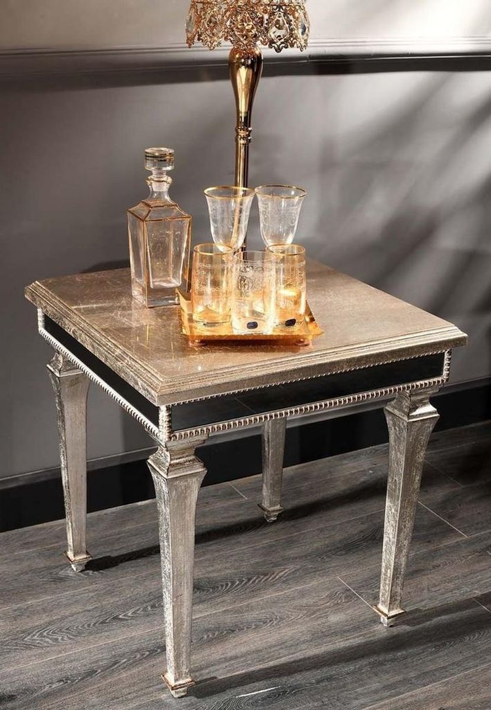 Casa Padrino Luxus Barock Beistelltisch Antik Silber 62 x 62 x H. 60 cm - Edler Massivholz Tisch mit Spiegelglas - Luxus Qualität
