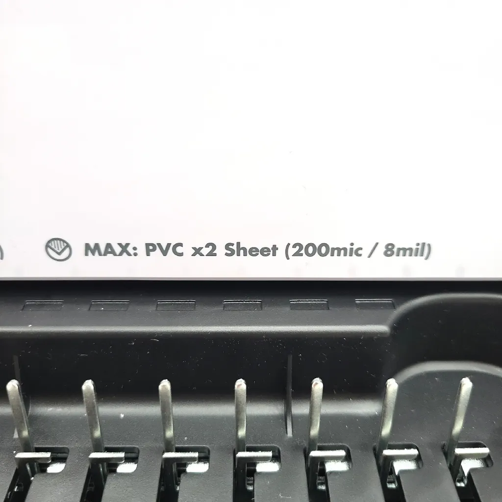 Relieuse de documents A4 Starlet 2+ pour présentations et rapports pro - 12