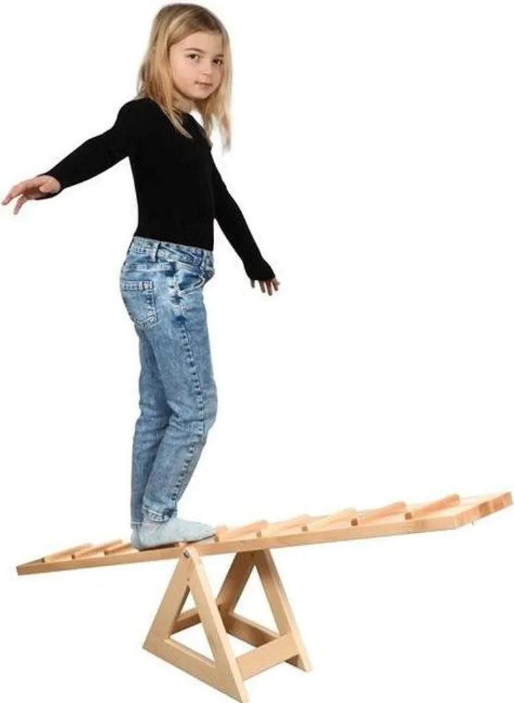 Trotteur en bois pour bébé : Chariot de marche naturel et stable 1pc
