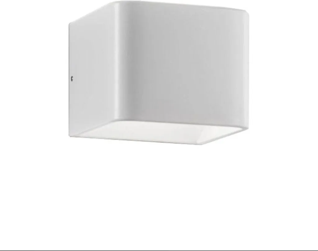 Applique LED blanche Cubetto IP20 5,6W - Éclairage Mural Design Cubique