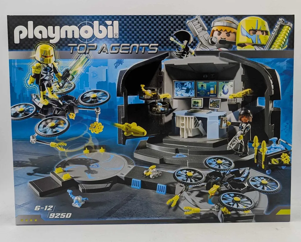 PLAYMOBIL Top Agents 9250 Centre de Commandement du Dr. Drone Labo - 11