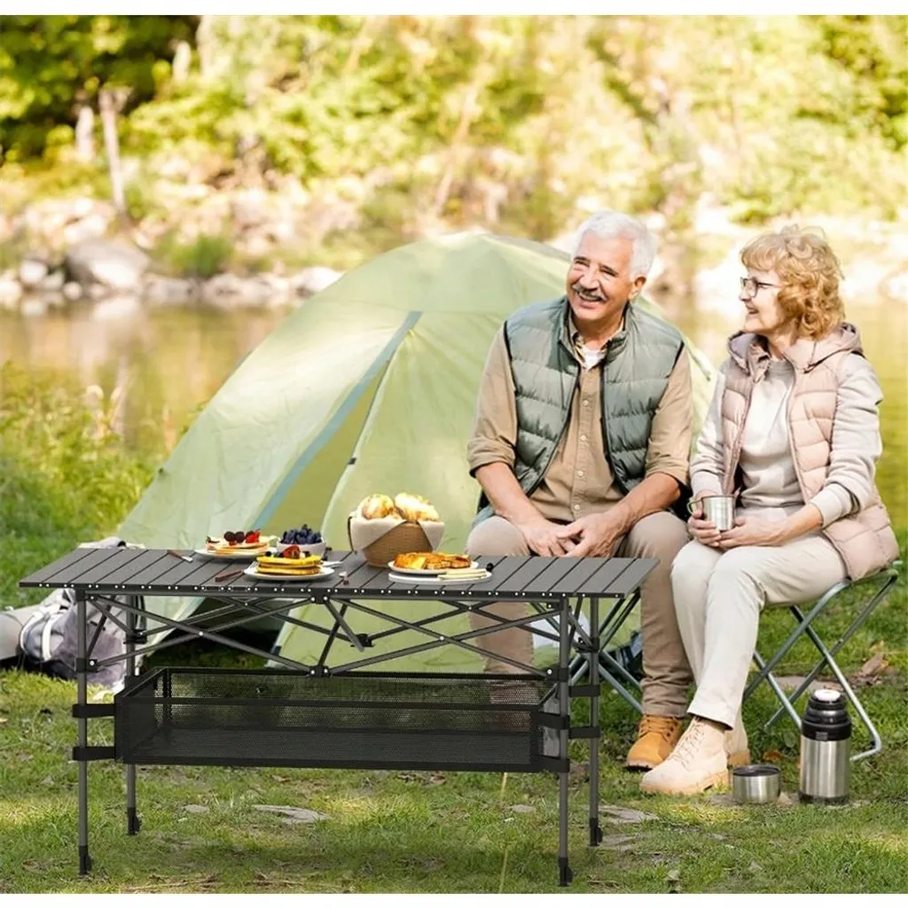 Table de camping stable et portable : finis les repas encombrants au sol - 12