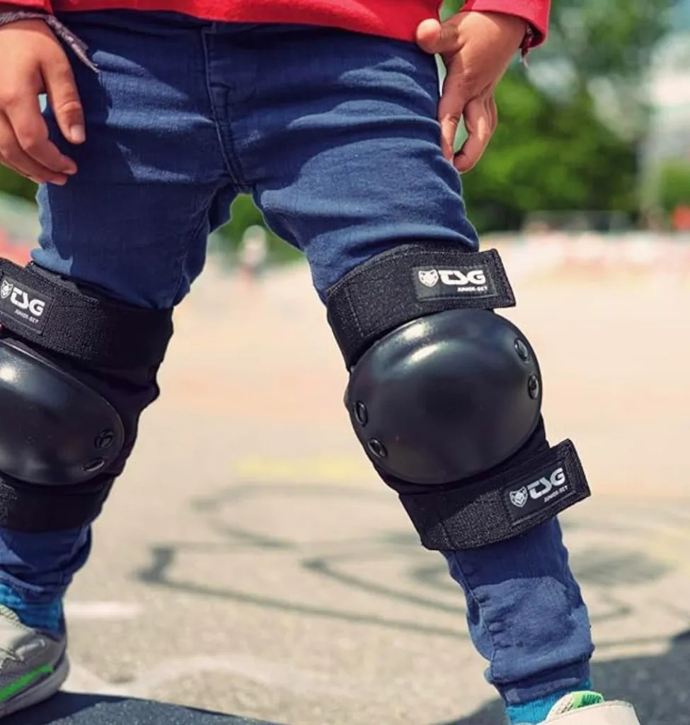 Set de protections roller et skate pour enfant TSG Basic Junior noir - 6