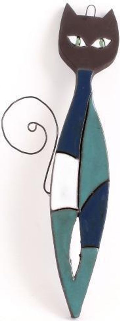 Stehender Katzenanhänger aus schwarzem Ton mit blauer Farbe