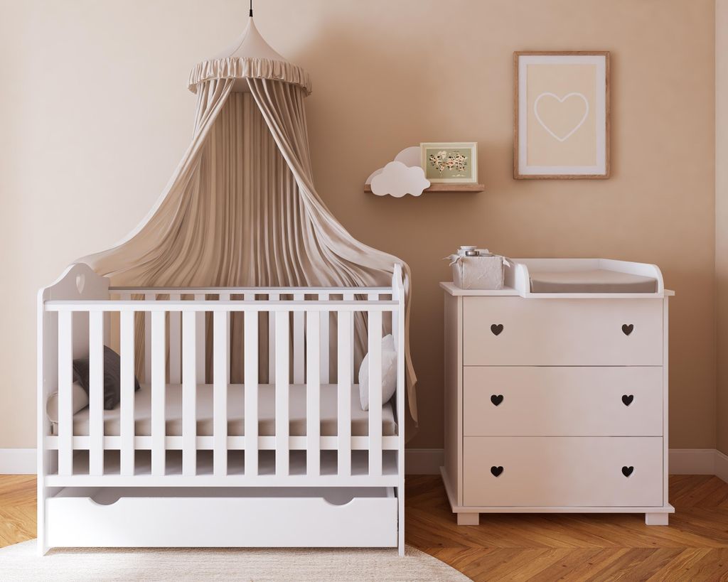 ZEE, Baby Möbelset, Babybett Kinderbett Bella, Kommode Wickeltisch Weiß