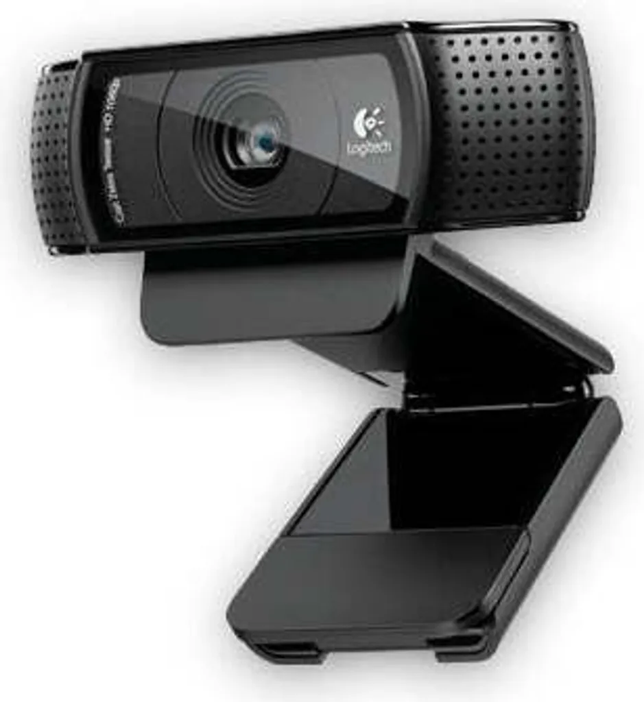 Logitech C920 HD Pro Webcam : Fini les Images Floues en Visioconférence - 41