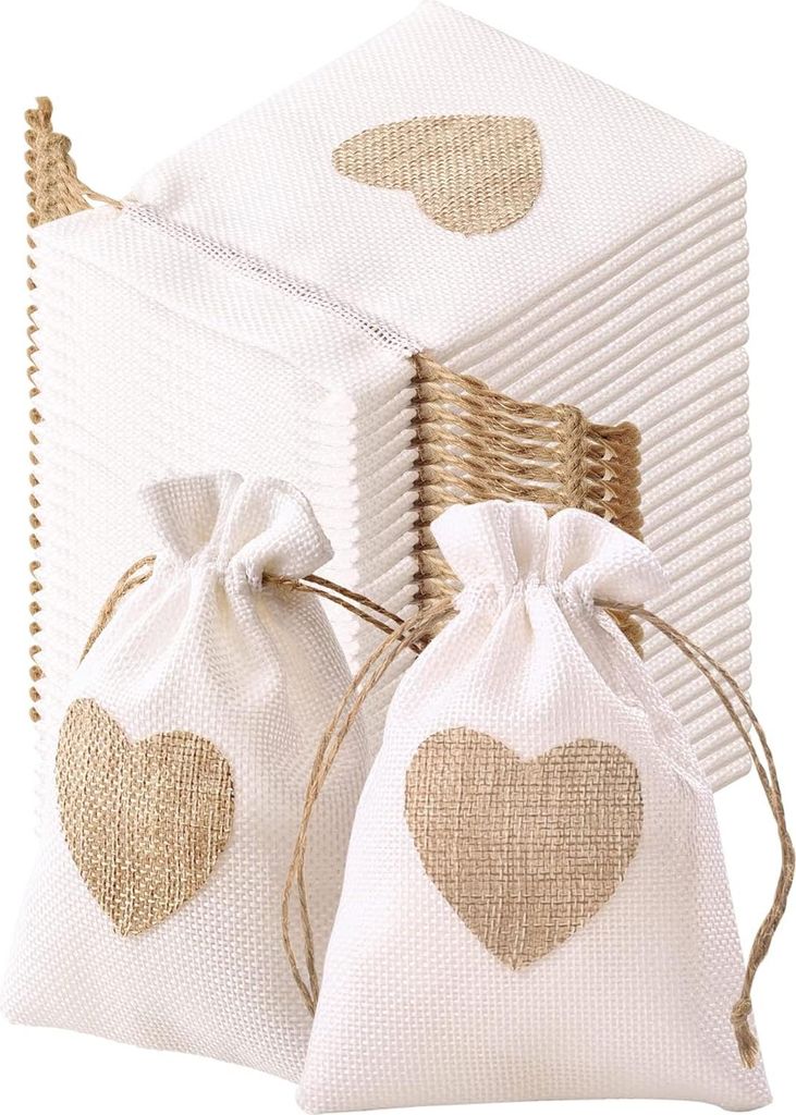 30 beige Jutebeutel mit Kordelzug, 10 x 14 cm, herzförmig, kleine Beutel für Süßigkeiten, Schmuck, Geschenkboxen, Gastgeschenke, Taufen, Weihna...