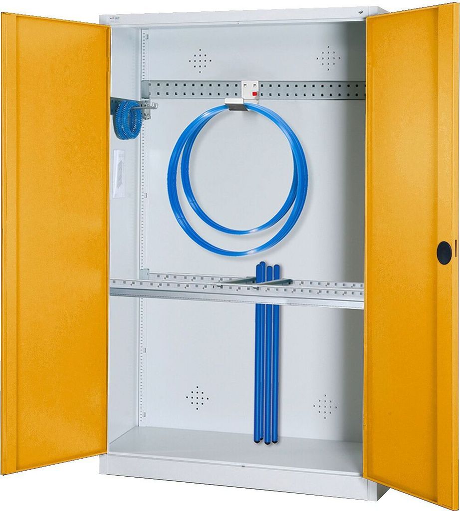 C+P Modul-Sportgeräteschrank "Grundausstattung" mit Vollblech-Flügeltüren, HxBxT 195x120x50 cm, Ergo-Lock Muldengriff, Goldgelb (RAL 1004), Lich...