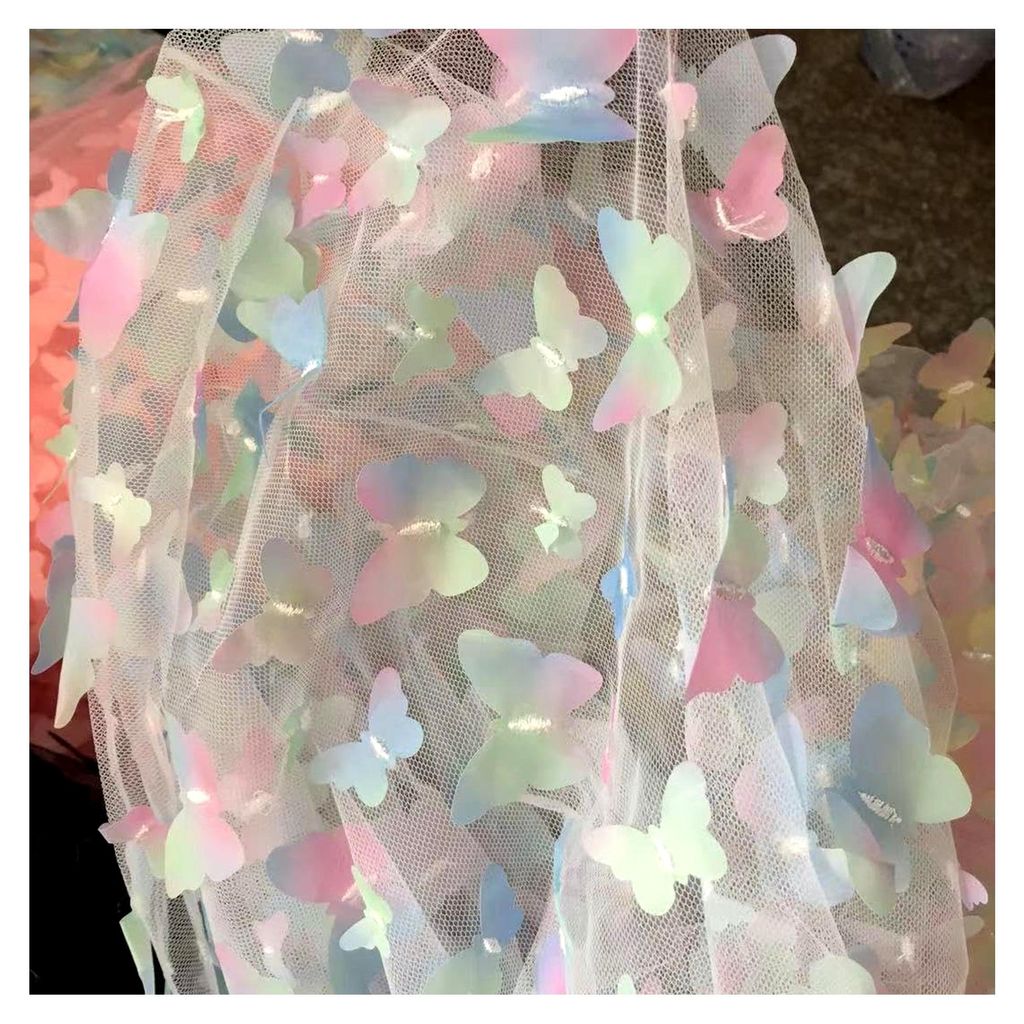 2 Yards Tüllstoff 130 cm Breite mit 3D-Schmetterlingsstickerei für DIY-Nähen und Handwerk