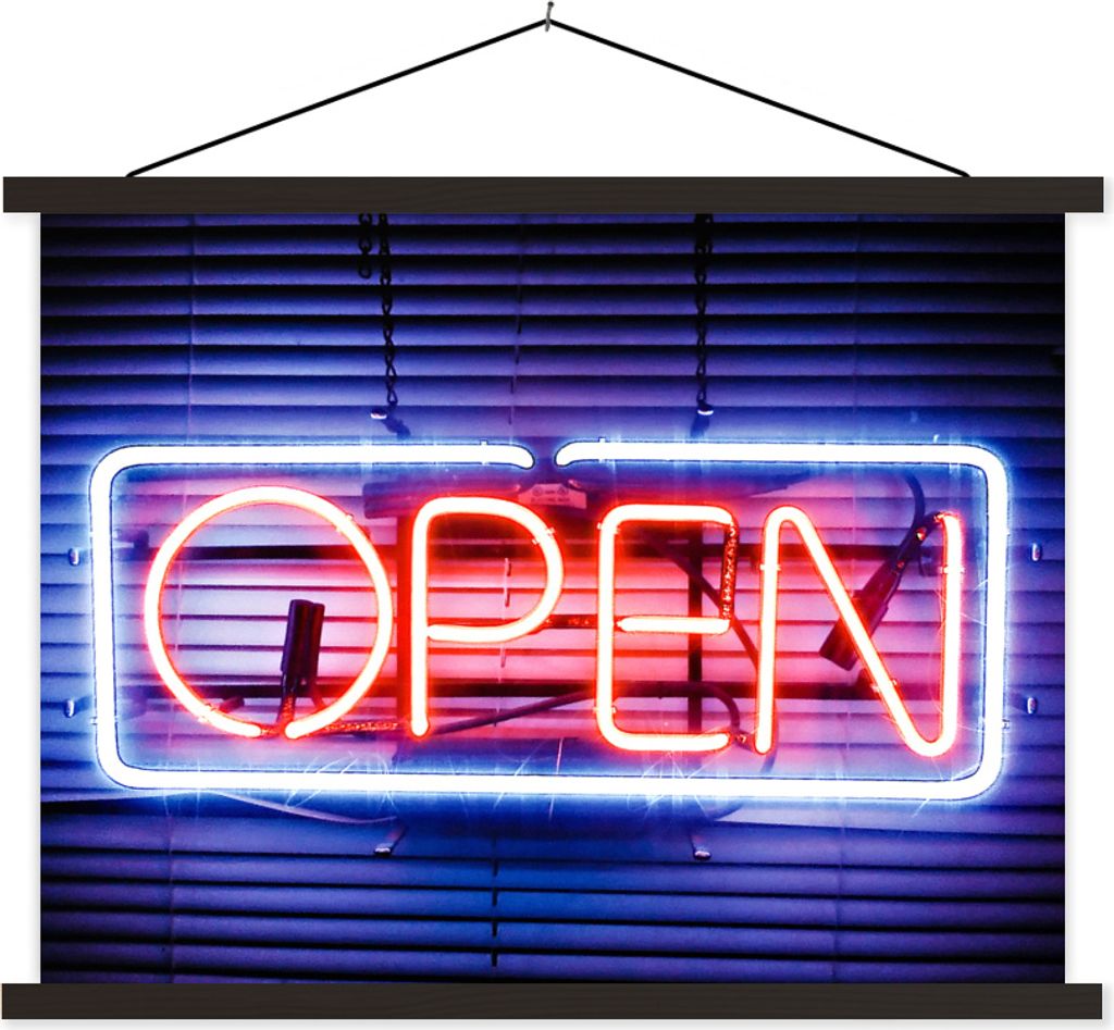 MuchoWow Textilposter Ein buntes Leuchtschild mit dem Text open 60x45 cm mit schwarzem Rahmen - Poster Schlafzimmer