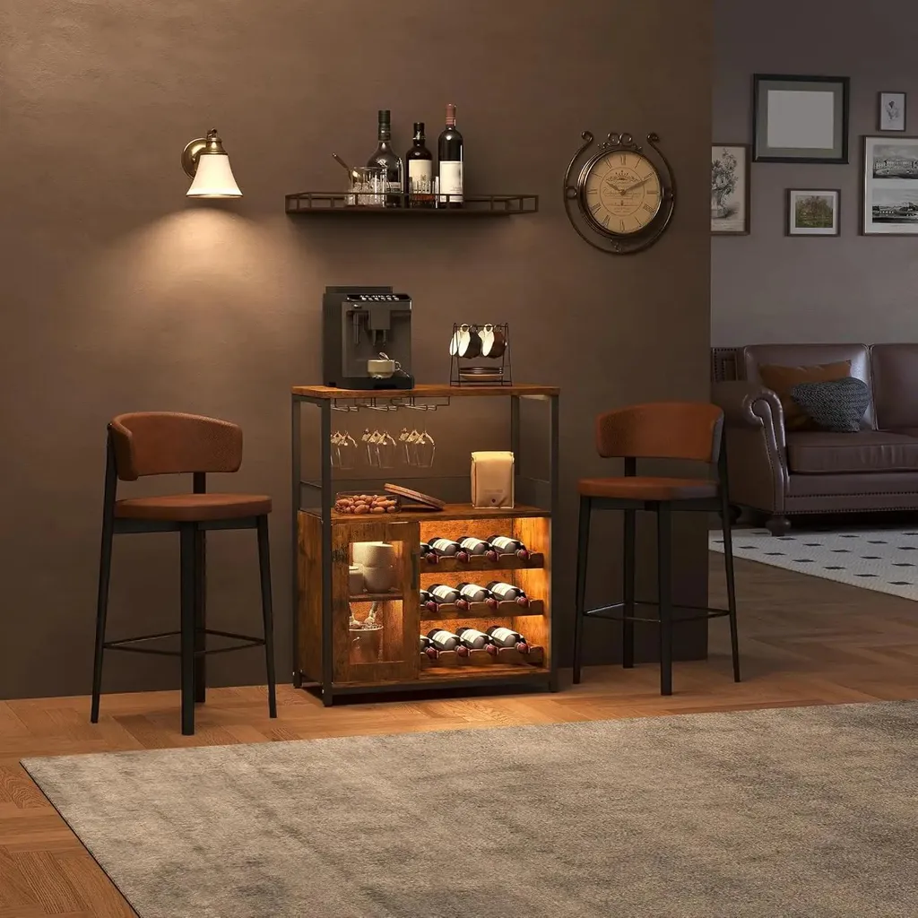Optimisez votre rangement vin avec ce buffet industriel LED compact