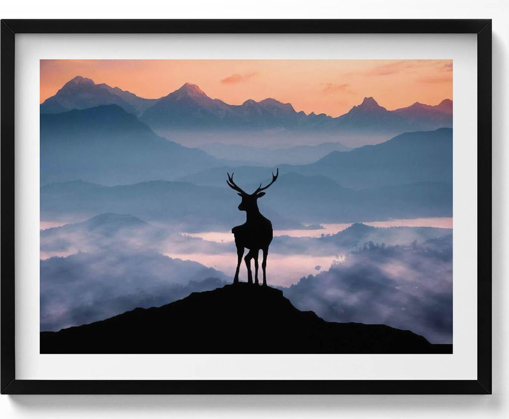 Hirsche auf einem Berggipfel– Wandbild mit Rahmen – Gerahmtes Bild – Wanddekoration – 80x60 cm – Schwarz Rahmen