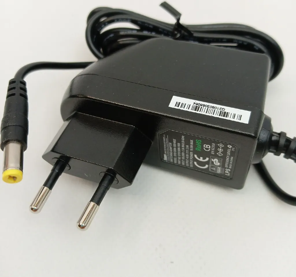 PremiumCord Alimentatore 9V 2A DC Adattatore di Rete Universale Sicuro