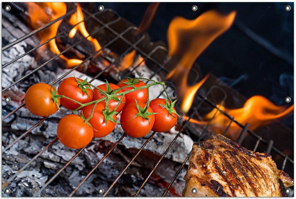 Wallario Outdoor-Poster für Garten oder Balkon, Motiv Tomaten und Steak auf einem Grill, in ca. 100 x 150 cm