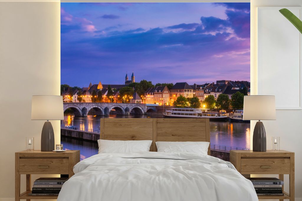 MuchoWow Fototapete für Wohnzimmer oder Schlafzimmer Wandtapete Vinyl Motivtapete Lila - Luft - Maastricht - 280x280 cm - Hintergrundbild