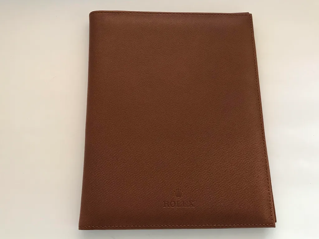Étui en Cuir Rolex pour Carnet et Dossier - Accessoire Luxe en Cuir Noir