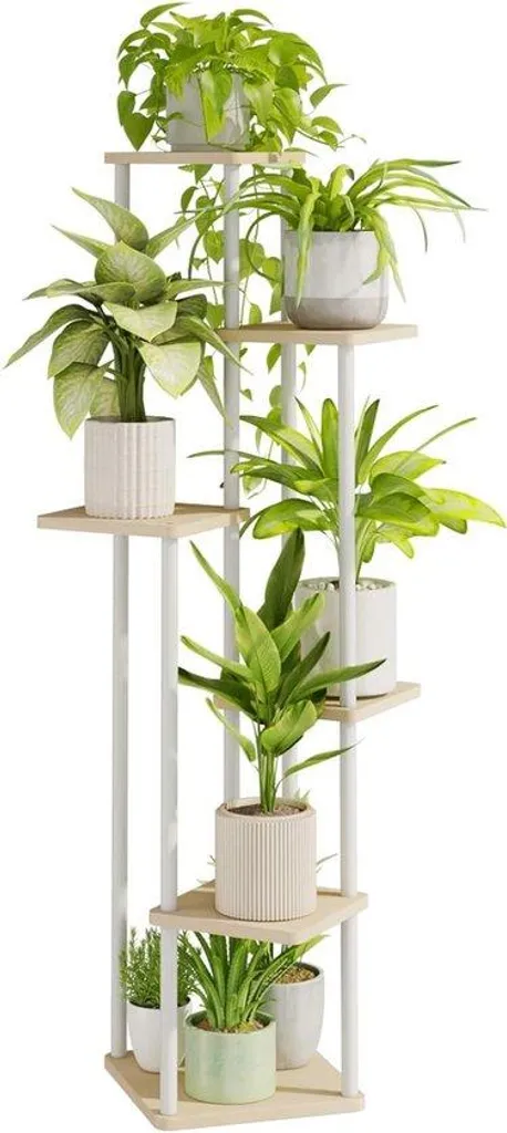 Aménager un jardin vertical intérieur avec ce poteau blanc à étages métal