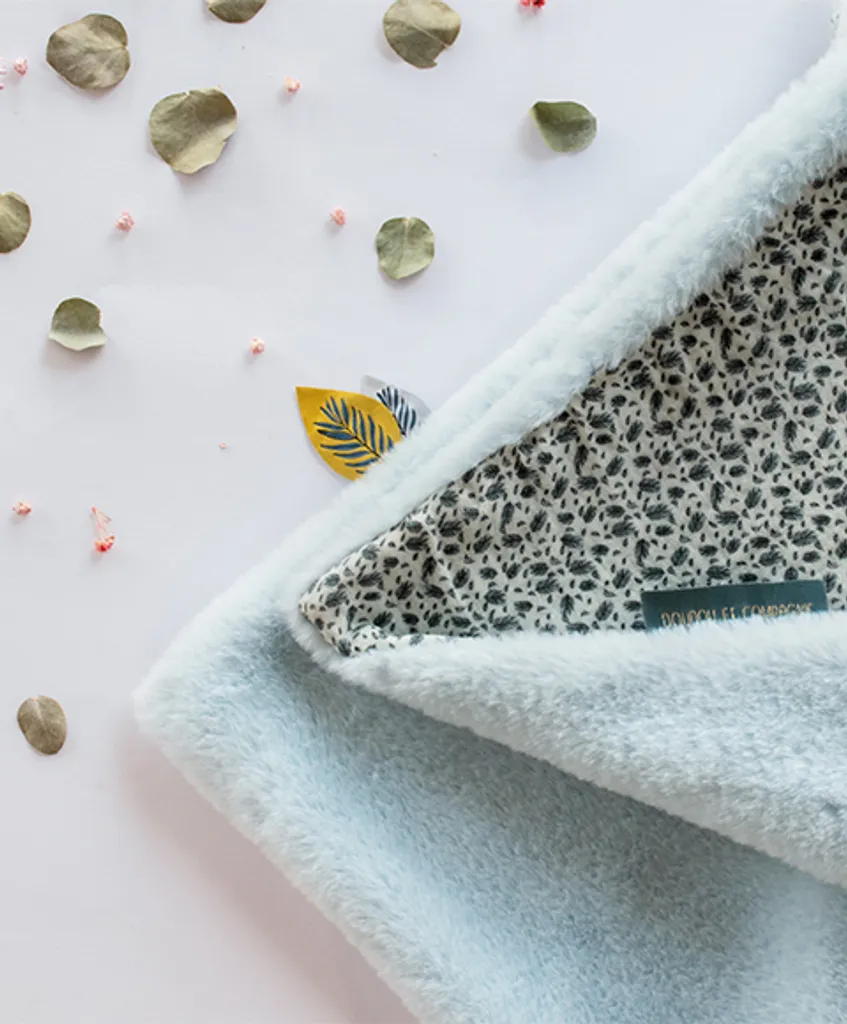 Doudou Koala Yoca Bleu 70x100 cm : Couverture Peluche Moelleuse - 7