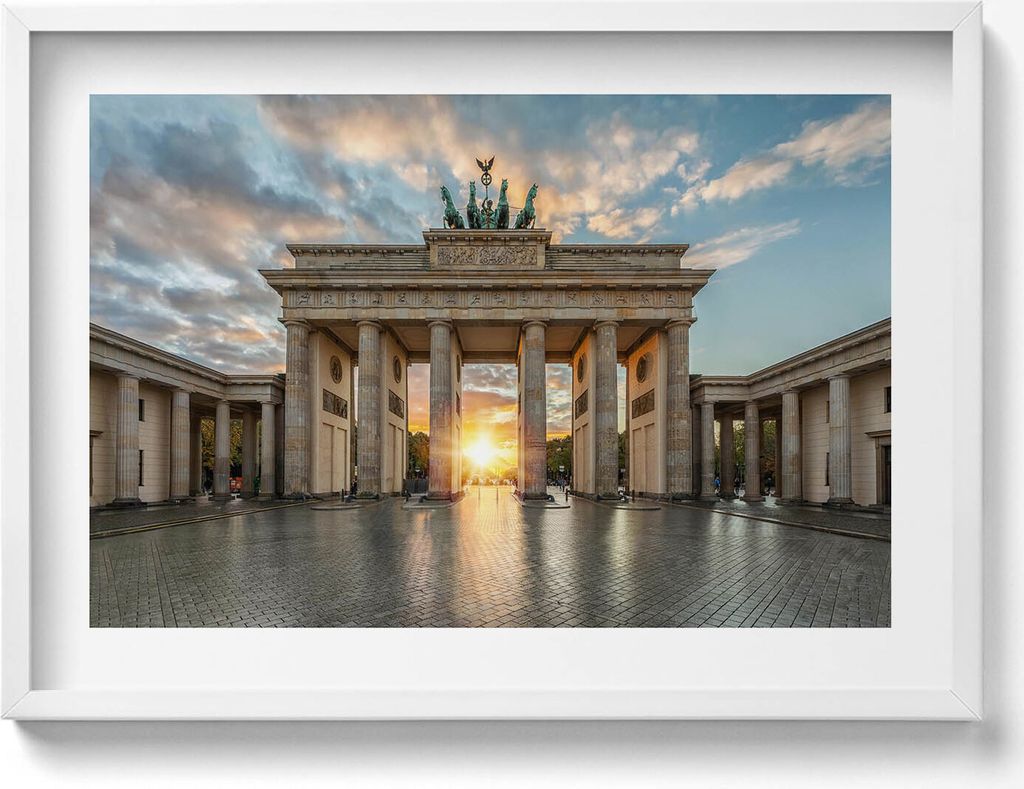 Brandenburger Tor in Berlin– Wandbild mit Rahmen – Gerahmtes Bild – Wanddekoration – 70x50 cm – Schwarz Rahmen