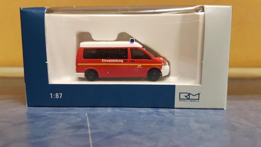 Rietze VW T5 Werkfeuerwehr RWE Weisweiler 51933