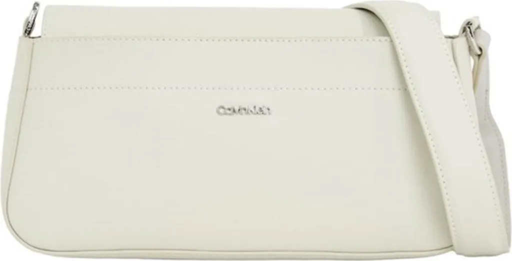 Sac Calvin Klein noir K60K611680PC4 compact et ultra résistant