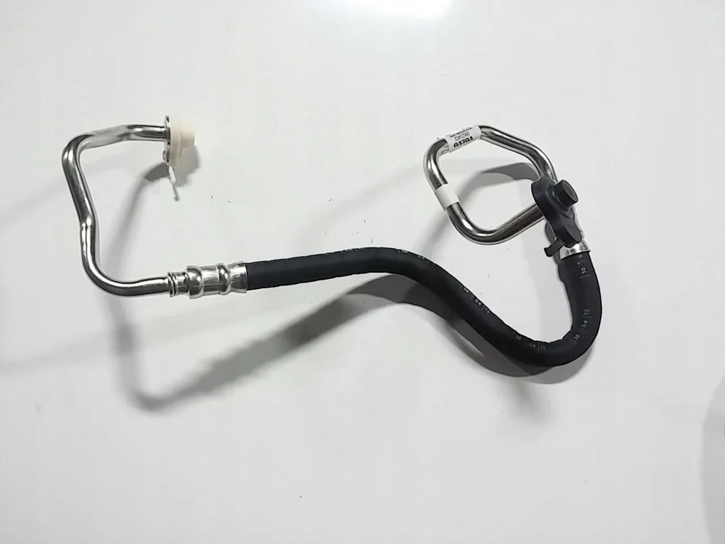 Tuyau de Climatisation OE pour Volvo C30 C70 S40 V50 - Haute Pression