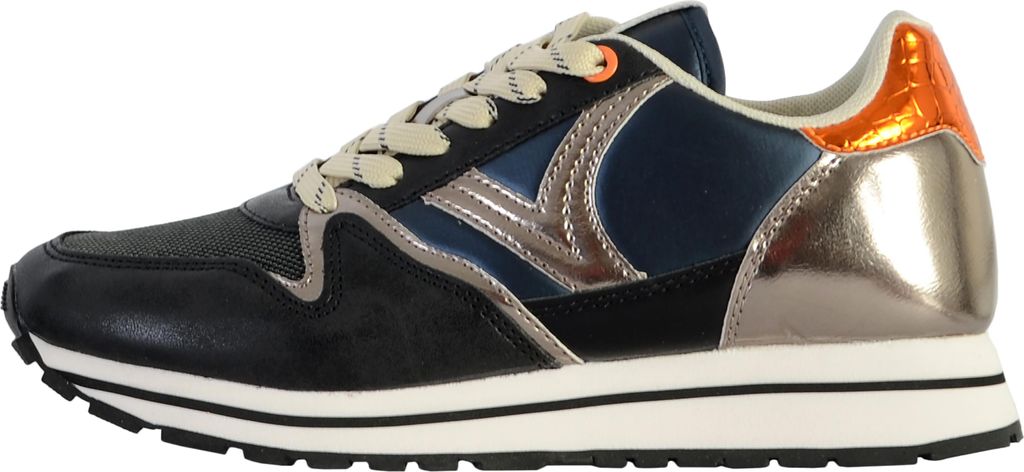 Sneakers mit Schnürsenkeln 1141134
