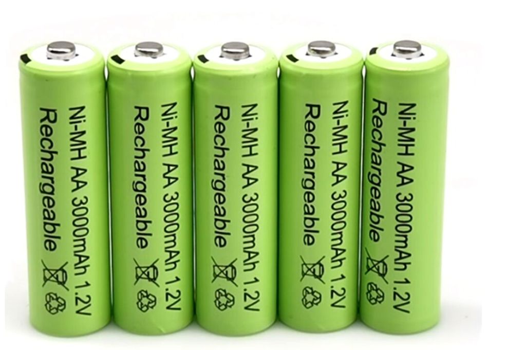 8x Tronic Akkus vorgeladene Batterien AAA Mignon wiederaufladbar 900 mAh 1,2V 