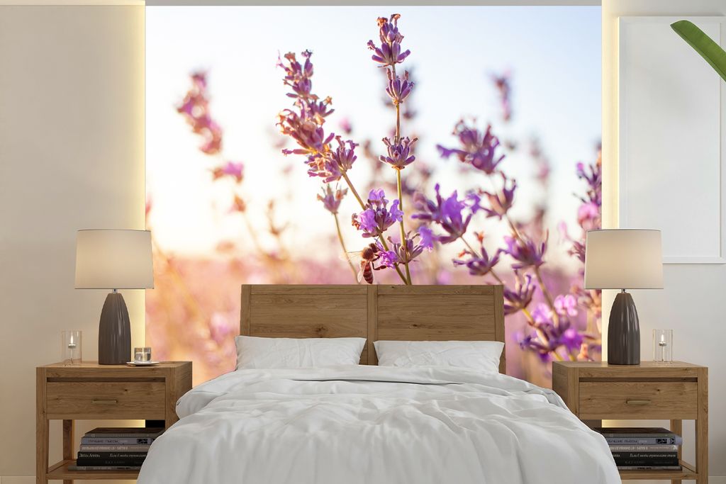 MuchoWow Fototapete für Wohnzimmer oder Schlafzimmer Wandtapete Vinyl Motivtapete Lavendel - Nahaufnahme - Sonne - Blumen - Lila - 240x240 cm - ...