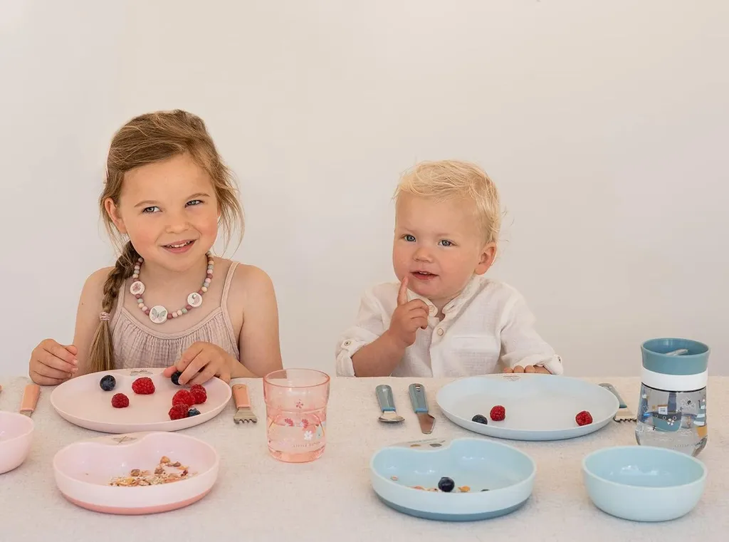 Set de Vaisselle Bébé Mepal Mio Complet avec Gobelet et Assiette Rose