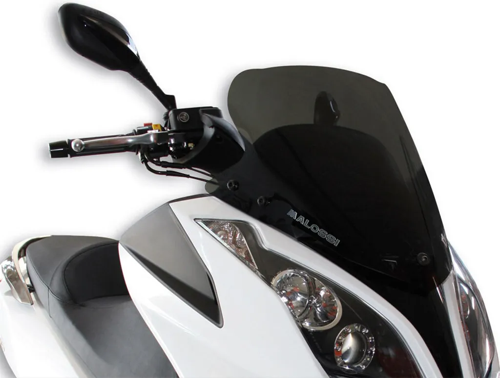 Réduisez les Turbulences avec la Bulle Malossi Sport Screen Fumée 48 cm