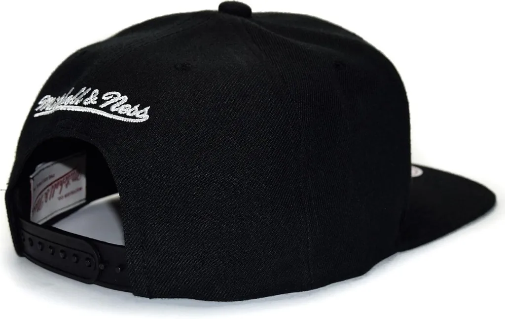Casquette Snapback Lakers Mitchell & Ness Noir Ajustable Confort NBA
