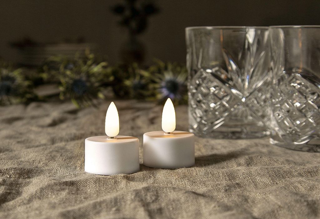 Candele LED senza fiamma, confezione da 3, bianco caldo + RGB, vera