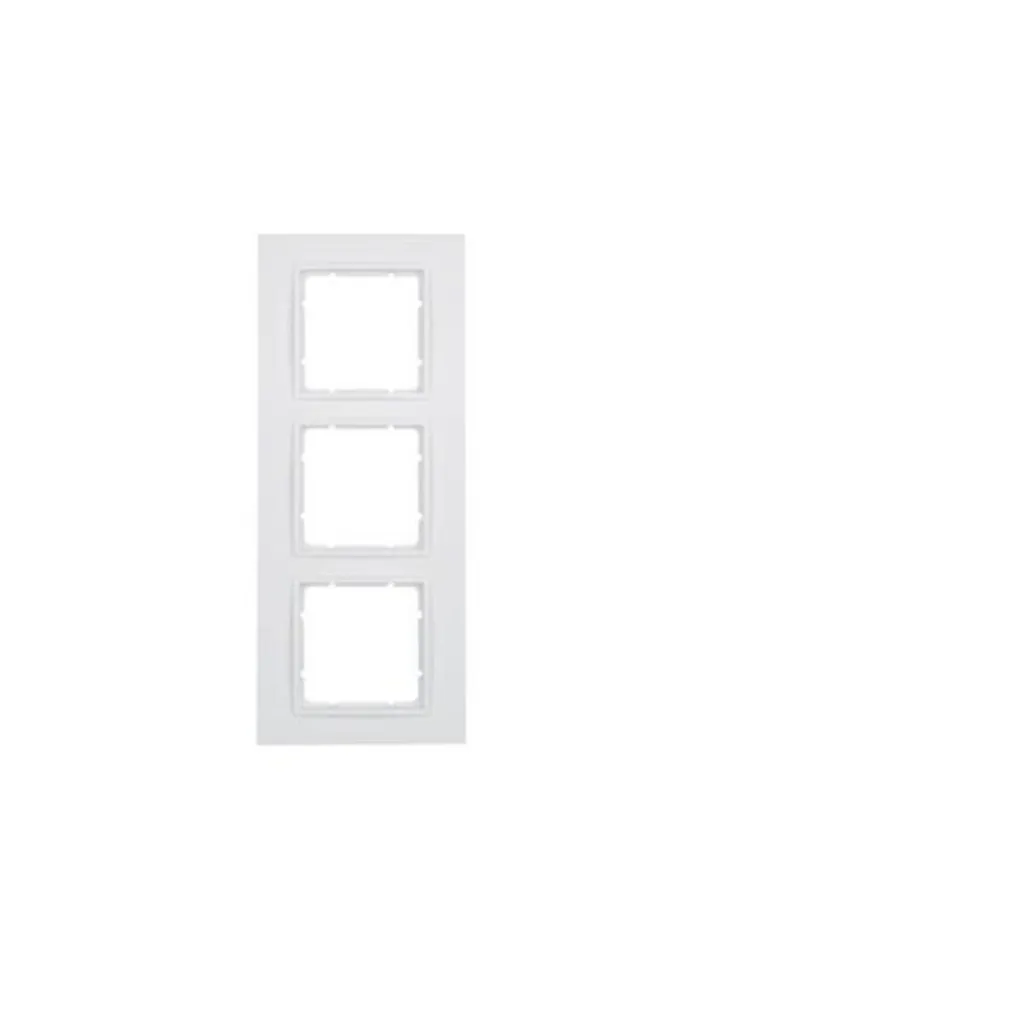 Frame 3 fois blanc mat 10136919 - Cadre de finition triple pour prises