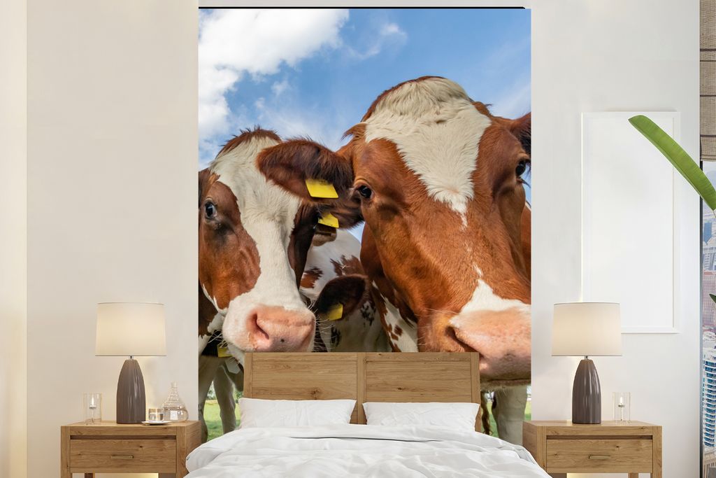 MuchoWow Fototapete für Wohnzimmer oder Schlafzimmer Wandtapete Vinyl Motivtapete Kühe - Tiere - Weide - Natur - 155x240 cm - Tapete