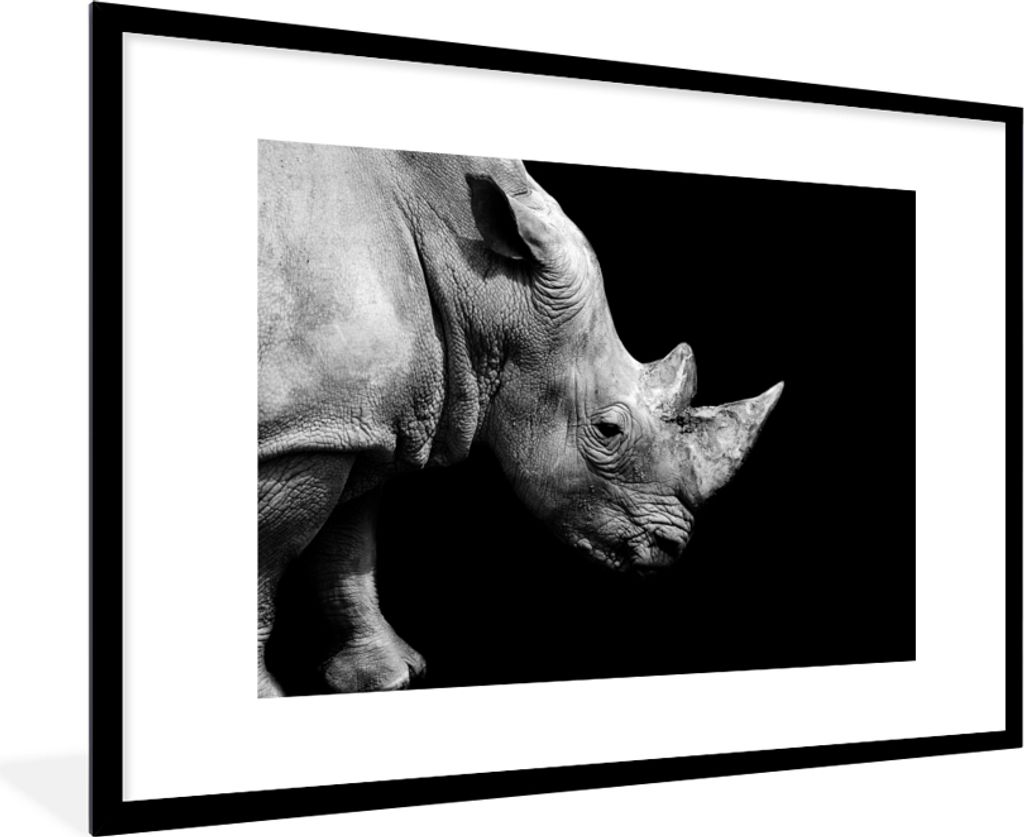 MuchoWow MuchoWow Gerahmtes Poster Portrait Nashorn auf schwarzem Hintergrund 90x60 cm - Poster mit zchwarzem Bilderrahmen - Wanddekoration - F...
