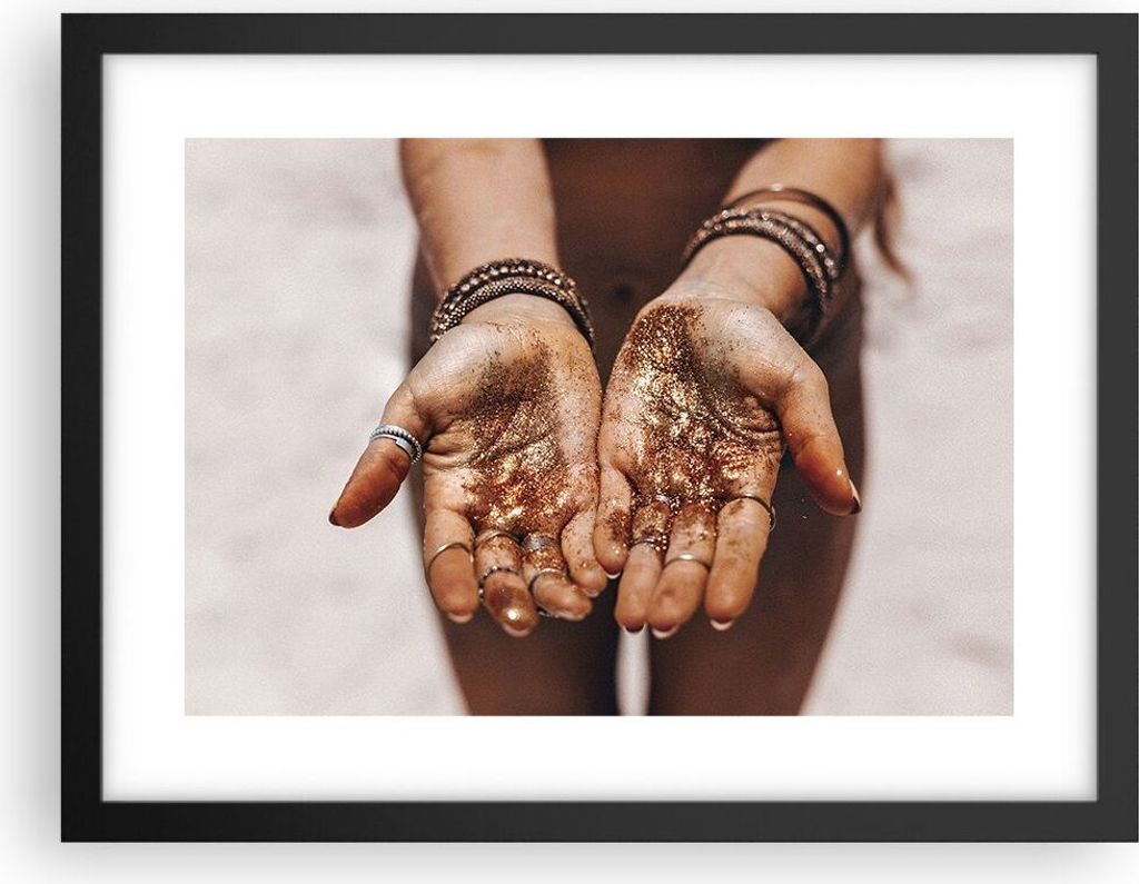 Gerahmtes Poster - Schwarzer Rahmen - Hände Strand Gold - 40x30 cm - Wand Bild - Wanddeko - Wandbilder - Kunstposter - Wandposter - Bilderrahmen -...