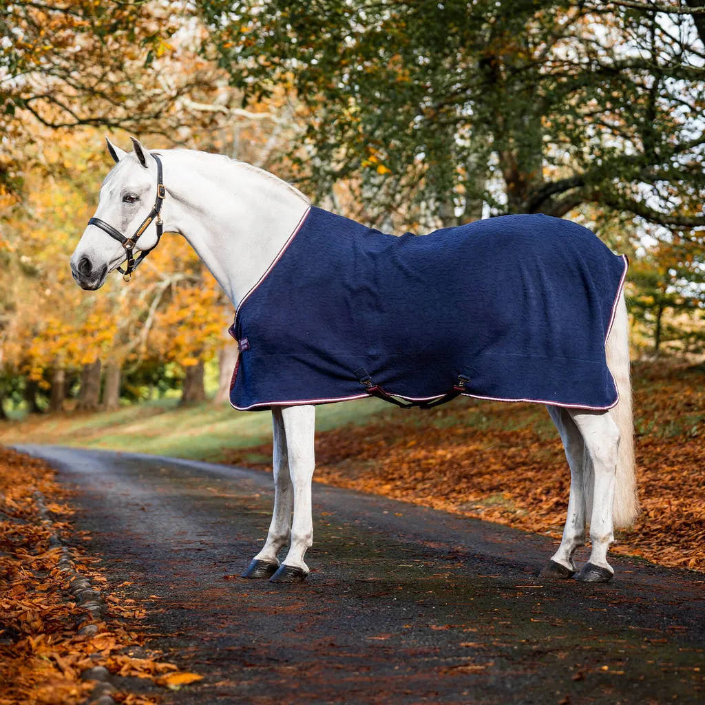 Couverture Horseware Embossed Jersey Cooler Navy HW Print en 125 cm