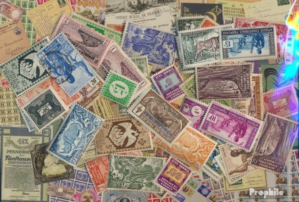 Briefmarken Französisch Äquatorialafrika 200 verschiedene Marken